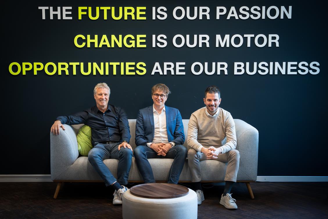 Neu im Lobeco-Führungsteam: Robert Schütt, Director Business Development (zwischen Dirk Huefnagels, Geschäftsführer, li., und Lorenz Beringer, CEO, r. ) (Bild: Lobeco)