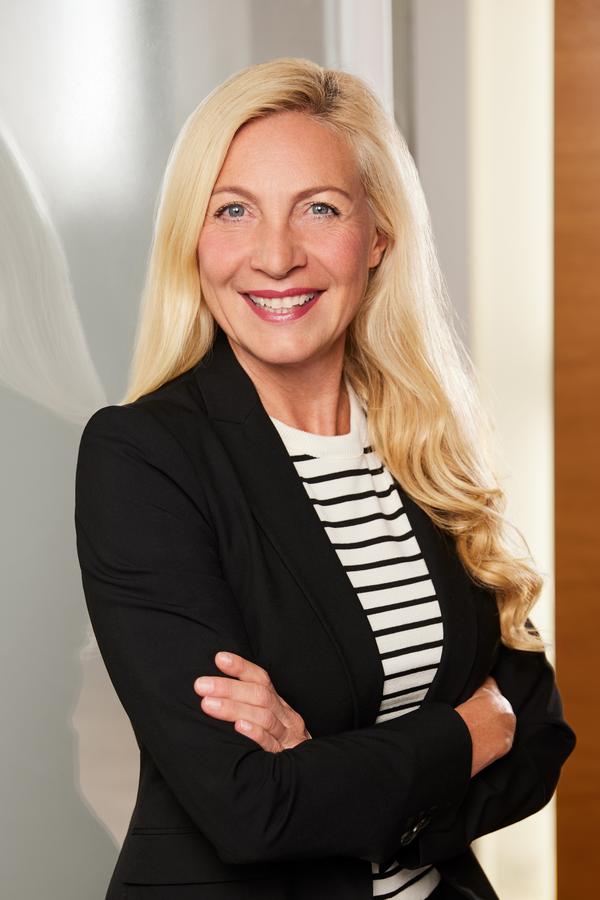 Christiane Bruszis, Senior Vice President (SVP) Marketing &#38; Corporate Communications der WebID Group (Bild: WebID)