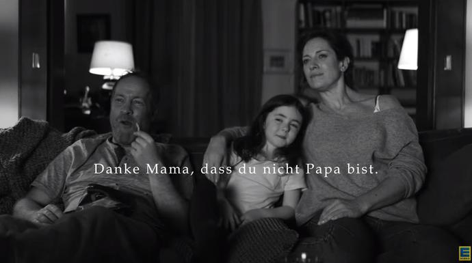 Diese Dankesbotschaft von Edeka sorgt für viel Kritik. (Bild: Edeka / Youtube-Screenshot)