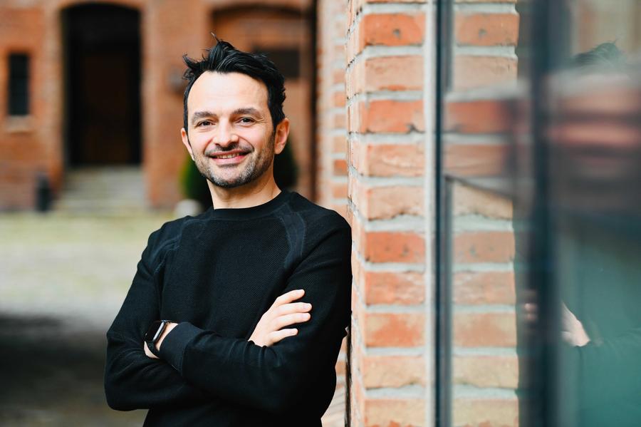 Alexander El-Meligi, Managing Partner, Demodern: 'Das Metaverse kann Geschäftsmodelle weitreichend beeinflussen' (Bild: Demodern)