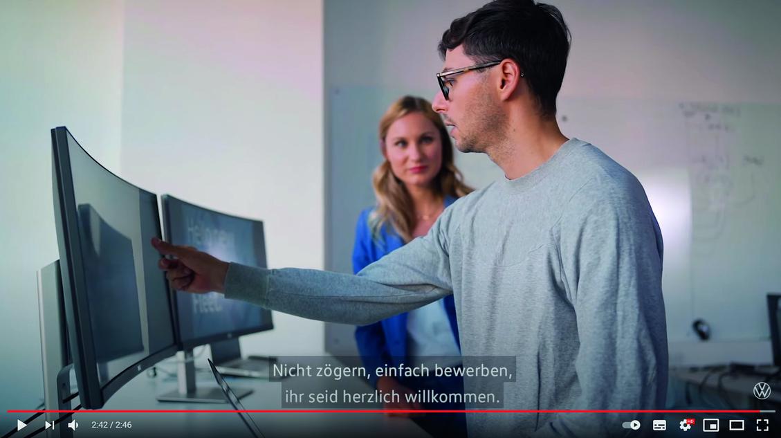 In zweieinhalb bis drei Minuten langen Videos lässt VW seine Mitarbeiter für neue Kollegen werben. (Bild: Volkswagen)