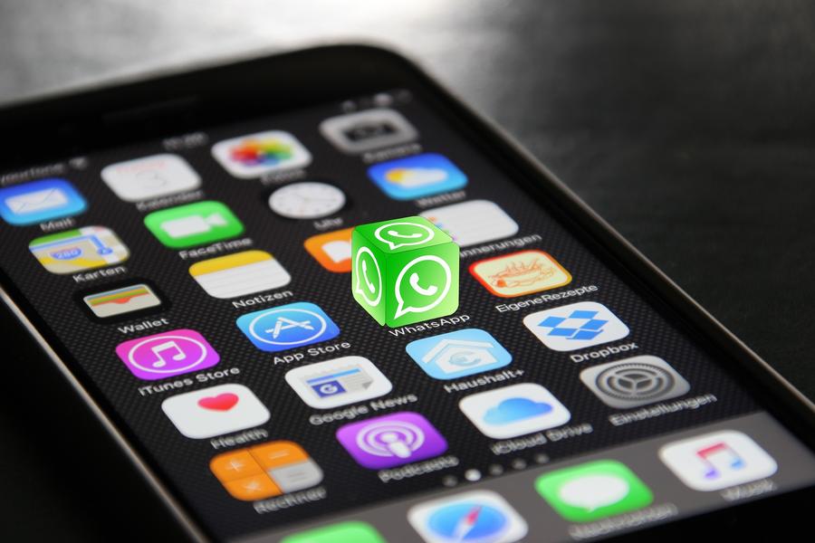 WhatsApp versucht, sich noch weiter herauszuheben aus der Apps-Masse. (Bild: Pixabay/Heiko AL)