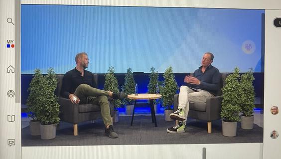 Digital-Jägermeister Felix Jahnen (links) und Johannes Diebig, Salesforce. (Bild: Screenshot Dmexco@home)