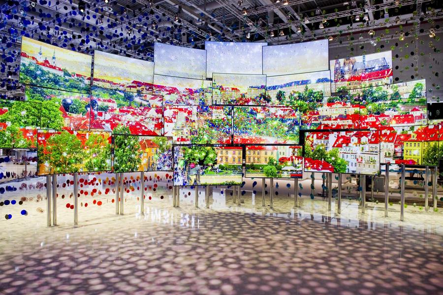 Auf der IFA war das Thema &#34;Internet of Things&#34; fast überpräsent. Doch wie sieht es in der Realität aus? (Bild: Bild: Samsung IFA 2016)