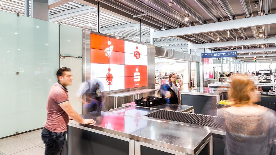 Der Flughafen Köln-Bonn gehört noch ins Portfolio, doch von insgesamt rund 8.000 Flächen sind nur noch 1.200 exklusiv  im DooH-Vermarktungs-Portfolio. (Bild: Pro Sieben Sat 1 7Screen)